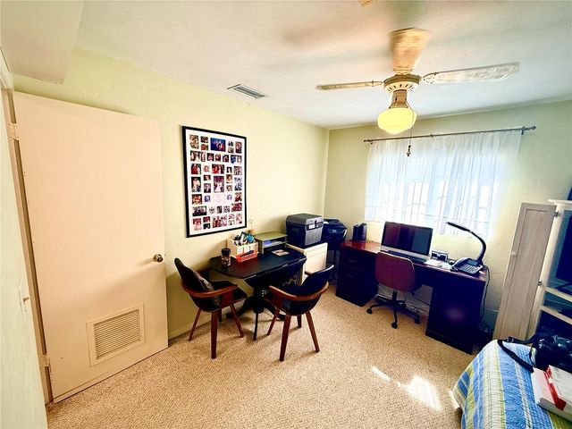6086 28TH AVENUE N, St Petersburg, FL 33710