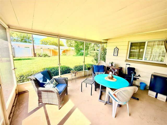 6086 28TH AVENUE N, St Petersburg, FL 33710