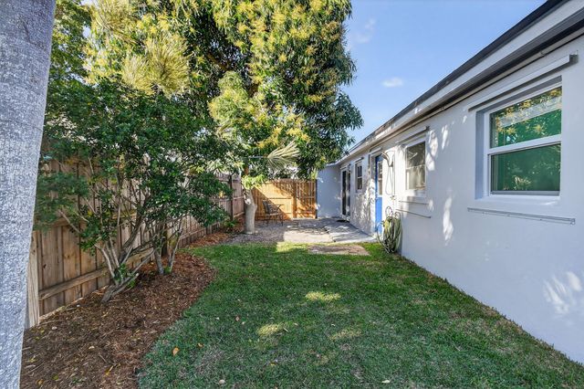 3762 Florida Boulevard, Palm Beach Gardens, FL 33410