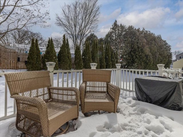 29 Barbara Lane, Winooski, VT 05404