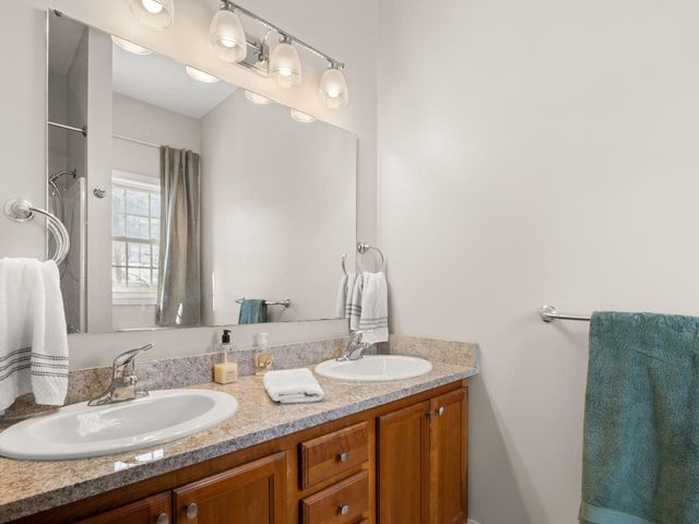 29 Barbara Lane, Winooski, VT 05404