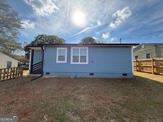 2526 Center Street NW, Atlanta, GA 30318