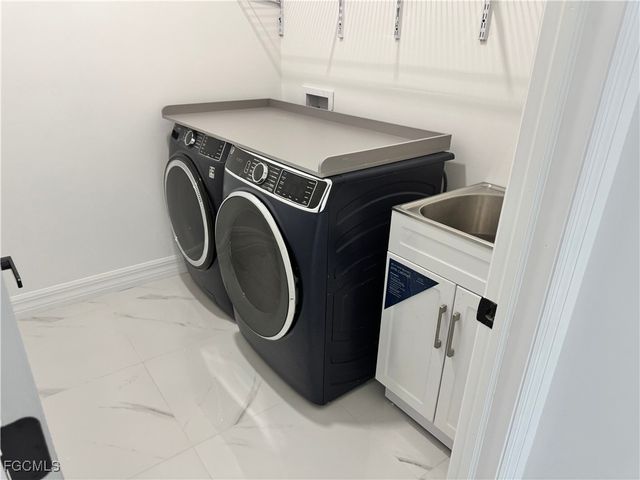 1907 W 9th ST, Lehigh Acres, FL 33972