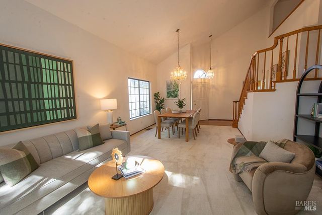 124 S Temelec Cir, Sonoma, CA 95476