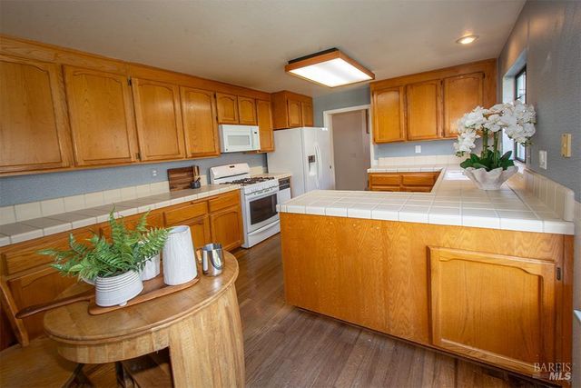 124 S Temelec Cir, Sonoma, CA 95476