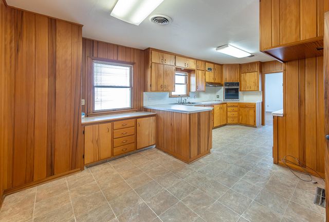 6902 N F M 2528, Lubbock, TX 79415