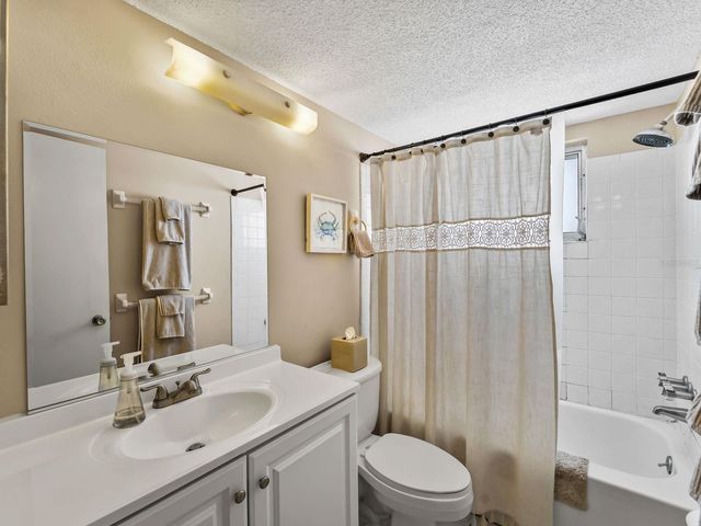 210 PARK BOULEVARD N 122, Venice, FL 34285