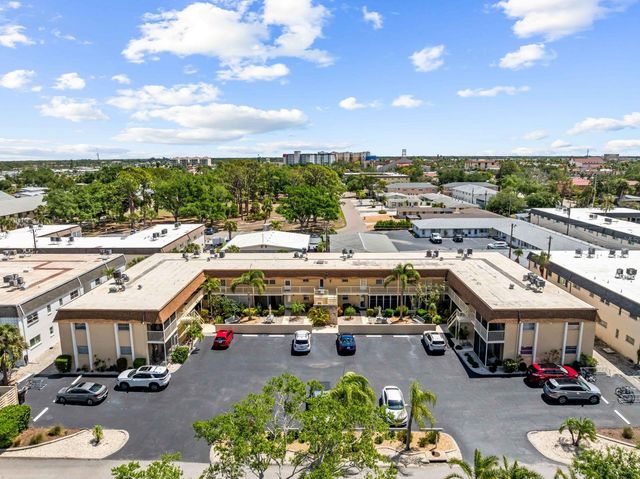 210 PARK BOULEVARD N 122, Venice, FL 34285