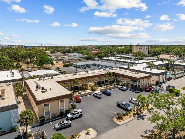 210 PARK BOULEVARD N 122, Venice, FL 34285