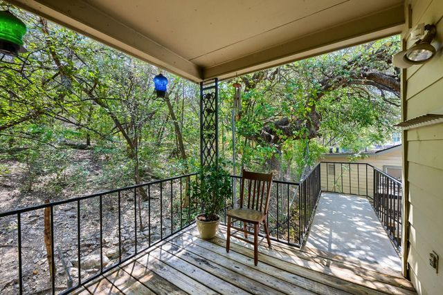 909 E Oltorf ST 201, Austin, TX 78704