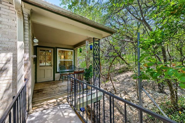909 E Oltorf ST 201, Austin, TX 78704