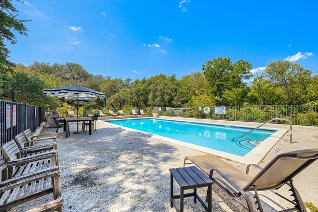 909 E Oltorf ST 201, Austin, TX 78704
