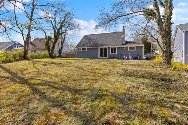 38 Pine Tree Road, Old Bridge, NJ 08857