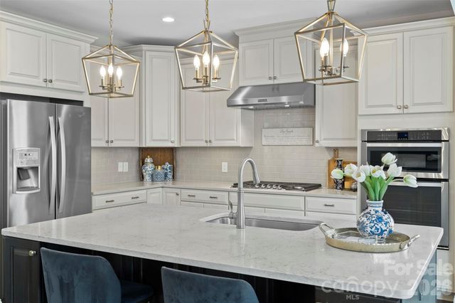 1015 Chippenham Avenue, Lancaster, SC 29720