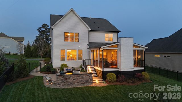 1015 Chippenham Avenue, Lancaster, SC 29720