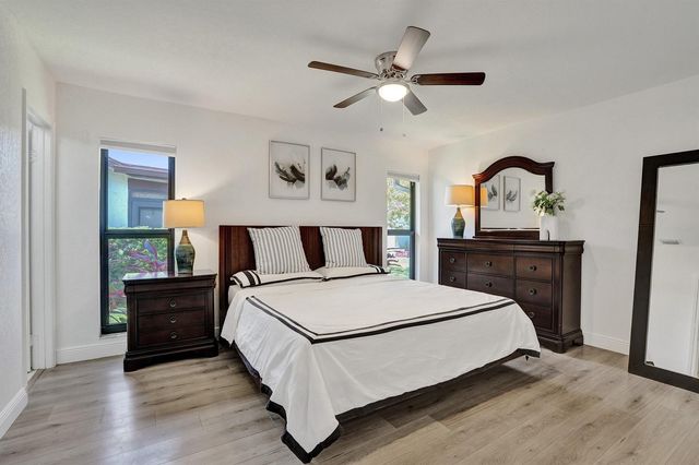 2042 SW 17th Circle, Deerfield Beach, FL 33442