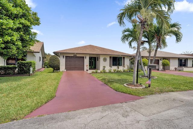 2042 SW 17th Circle, Deerfield Beach, FL 33442