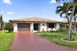 2042 SW 17th Circle, Deerfield Beach, FL 33442