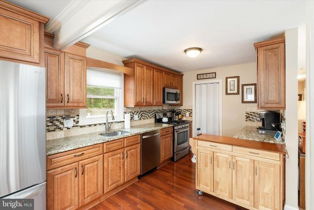 41 CEDAR ST, New Egypt, NJ 08533