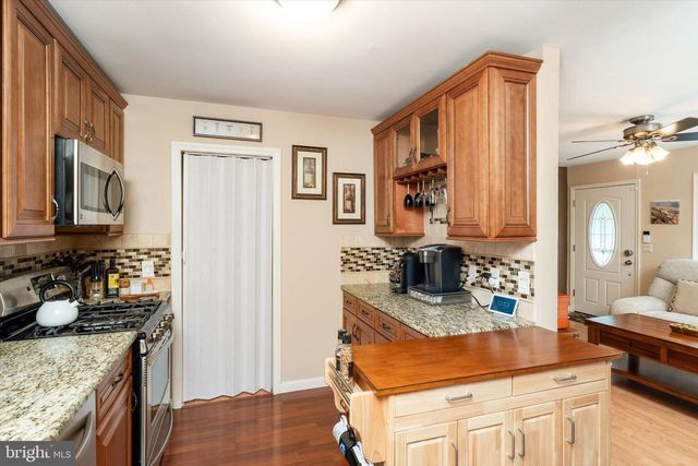 41 CEDAR ST, New Egypt, NJ 08533