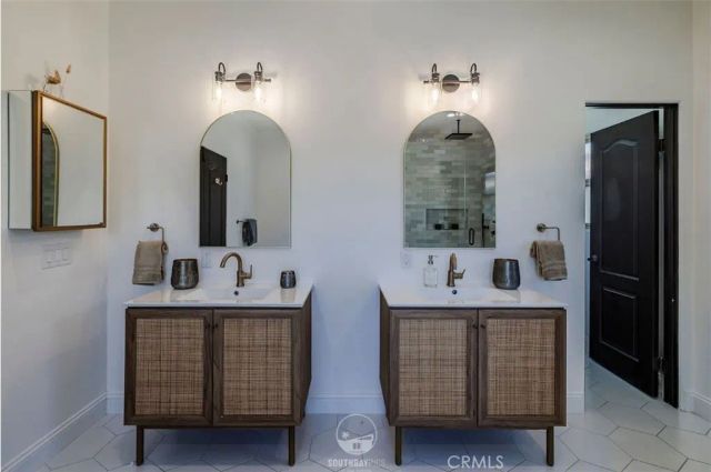 202 N Irena Avenue B, Redondo Beach, CA 90277