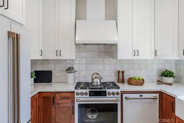 202 N Irena Avenue B, Redondo Beach, CA 90277