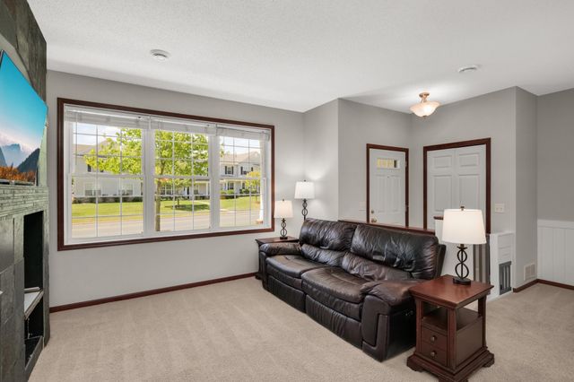 4859 Boatman Lane 6602, Inver Grove Heights, MN 55076
