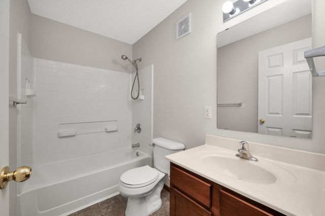 4859 Boatman Lane 6602, Inver Grove Heights, MN 55076