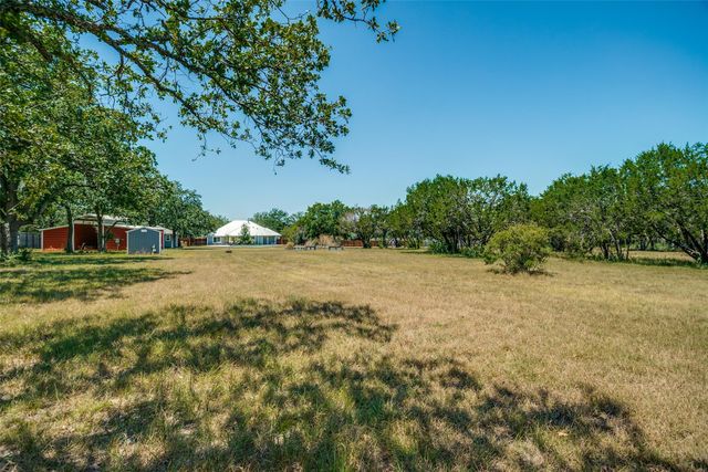 190 Young Ranch RD, Georgetown, TX 78633