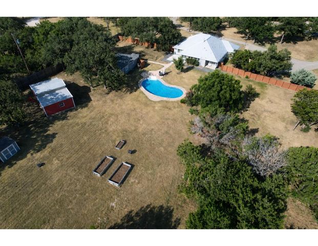 190 Young Ranch RD, Georgetown, TX 78633