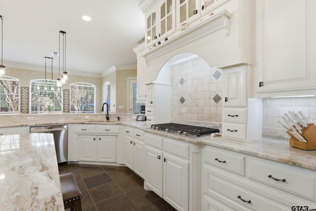 516 Contenders Way, Tyler, TX 75703