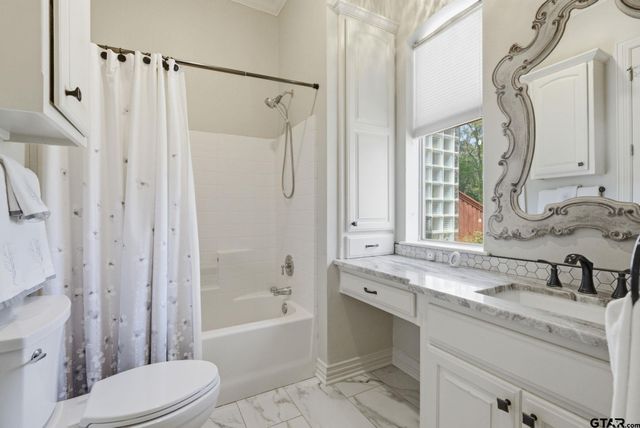 516 Contenders Way, Tyler, TX 75703