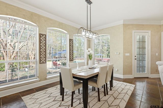 516 Contenders Way, Tyler, TX 75703