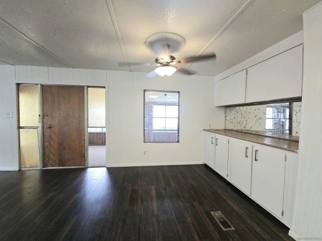 8712 Magnolia 103, Santee, CA 92071