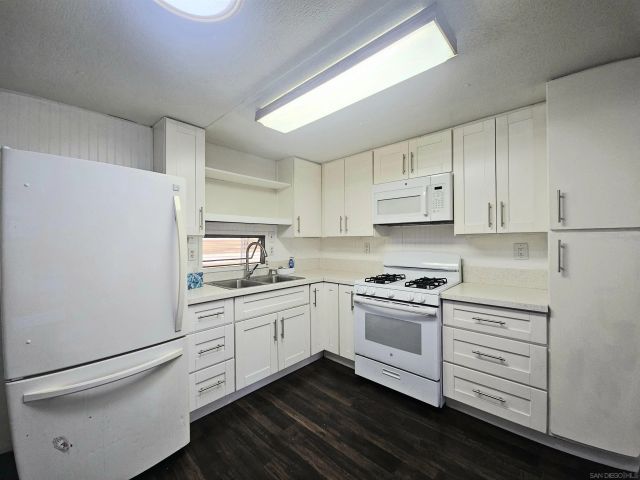 8712 Magnolia 103, Santee, CA 92071
