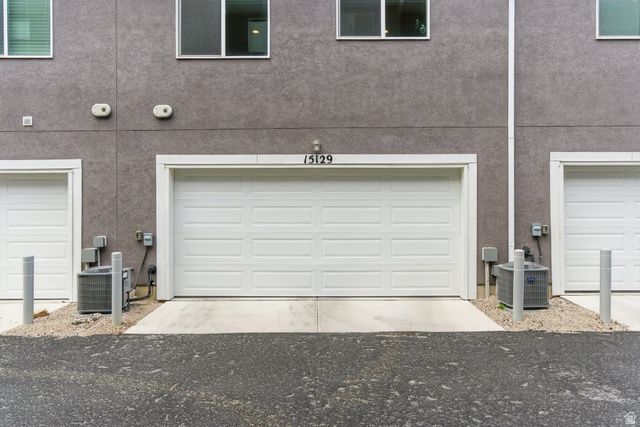 15129 S HALTER WAY, Bluffdale, UT 84065