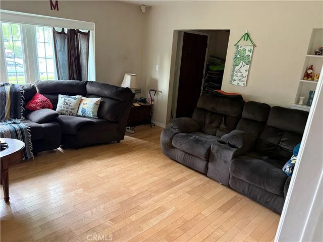 2491 Monte Vista, Pasadena, CA 91107