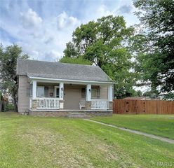 1926 Beckwith Ave., Madison, IL 62060