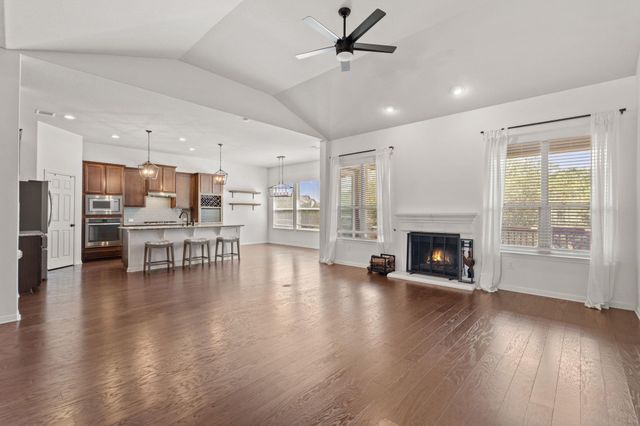 21824 Agarito LN, Spicewood, TX 78669