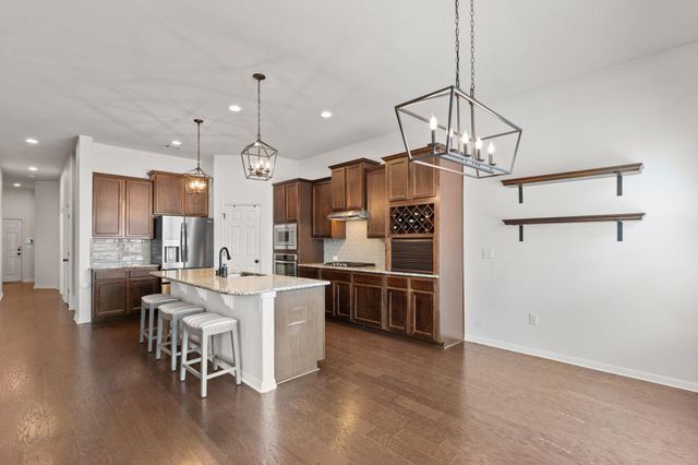 21824 Agarito LN, Spicewood, TX 78669