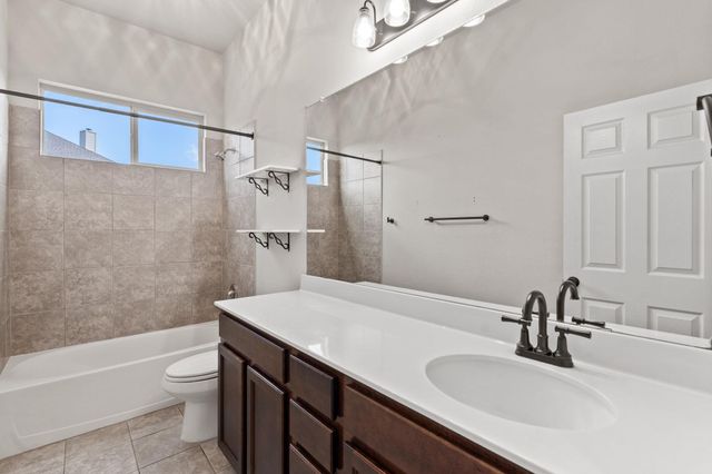 21824 Agarito LN, Spicewood, TX 78669