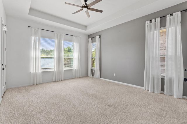 21824 Agarito LN, Spicewood, TX 78669