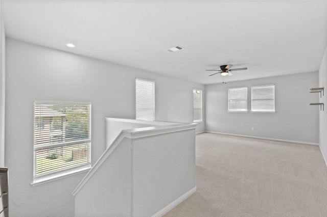 21824 Agarito LN, Spicewood, TX 78669