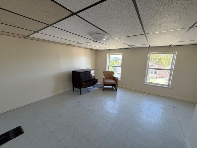 519-521 1st St, Charleroi Boro, PA 15022