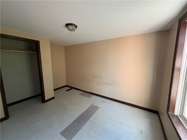 519-521 1st St, Charleroi Boro, PA 15022