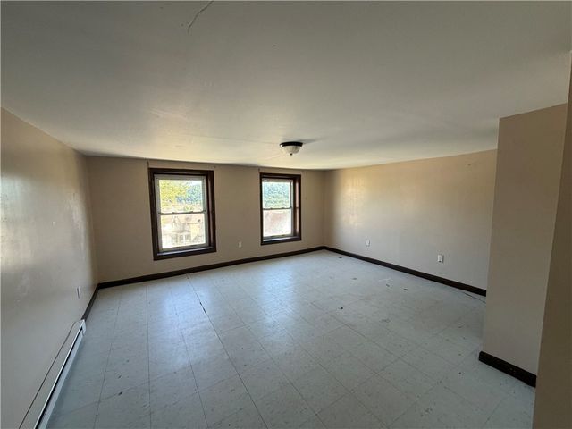 519-521 1st St, Charleroi Boro, PA 15022