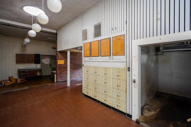 151 S Mapleton Street, Columbus, IN 47201