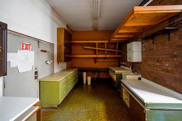 151 S Mapleton Street, Columbus, IN 47201