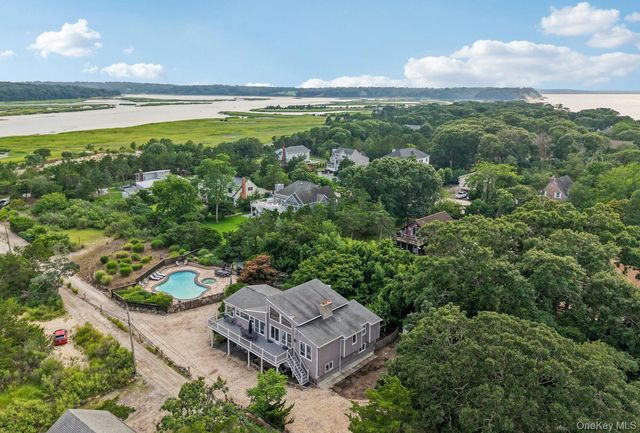 588 E. Long Beach Road, Nissequogue, NY 11780