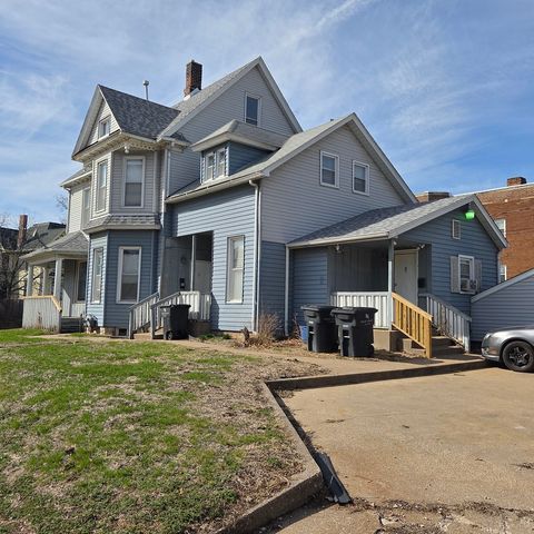 737 17th Street, Rock Island, IL 61201